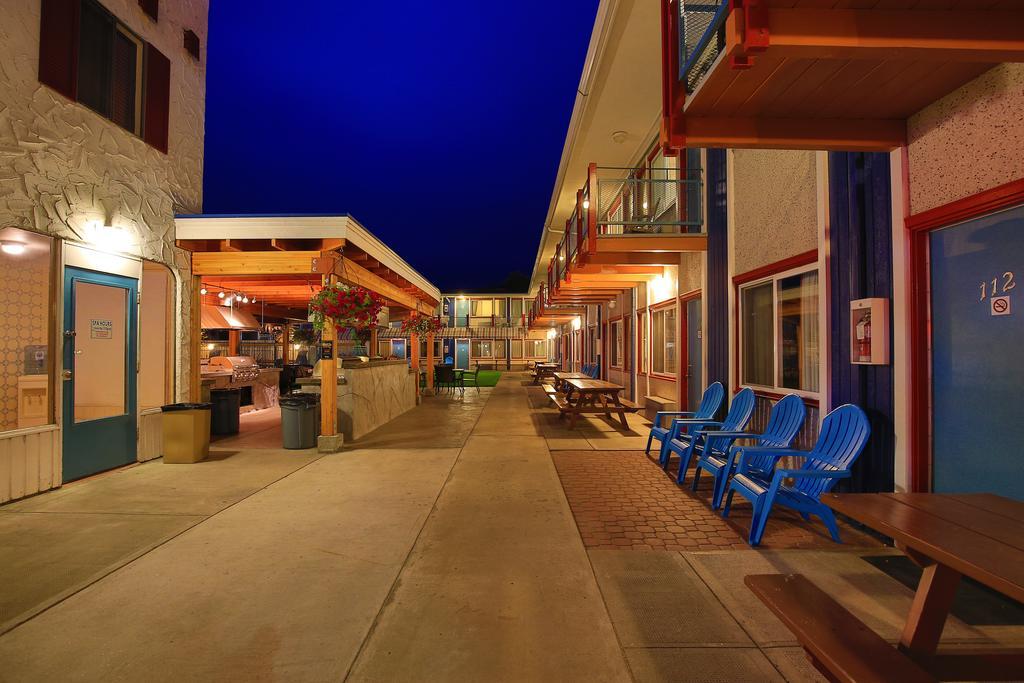Bowmont Motel Penticton Exterior photo